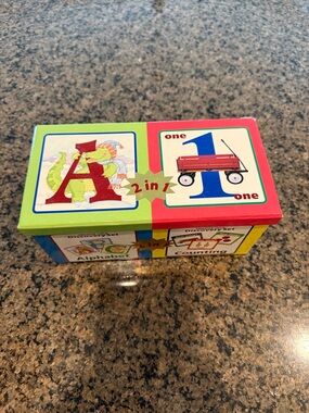 Kids 2-in-1 Alphabet & Counting Learning Blocks - Red, Green, Blue